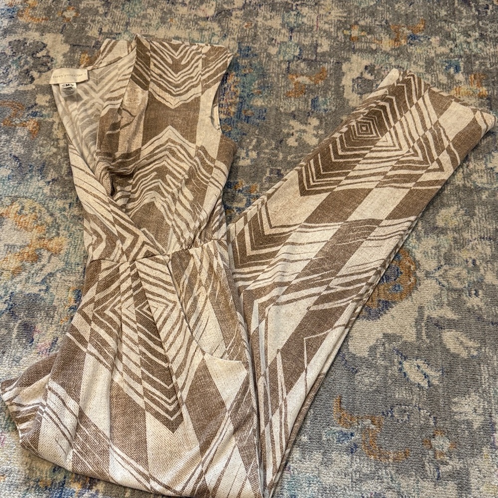 Geometric Patterned Jumpsuit - image 1